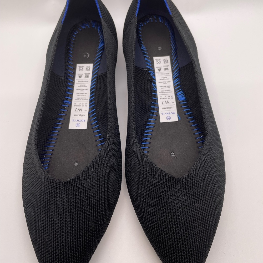 Rothy's BLACK Shoes Flat and Pointy Style size 7 - Picture 2 of 8